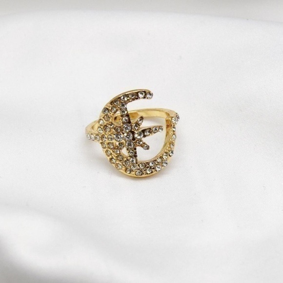 Jewelry - Moon and Star Ring